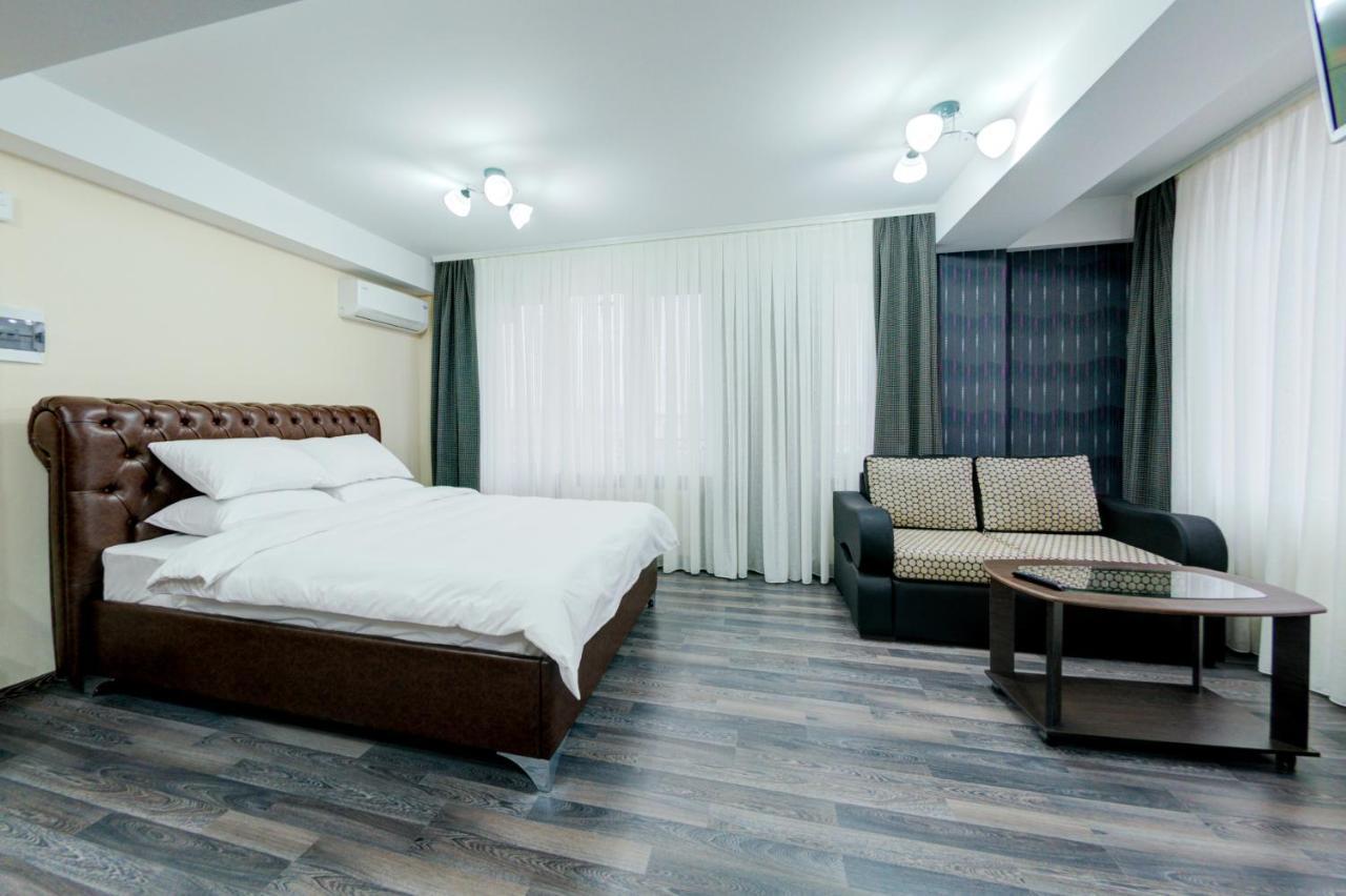 Catherine Hotel Chisinau Exterior photo